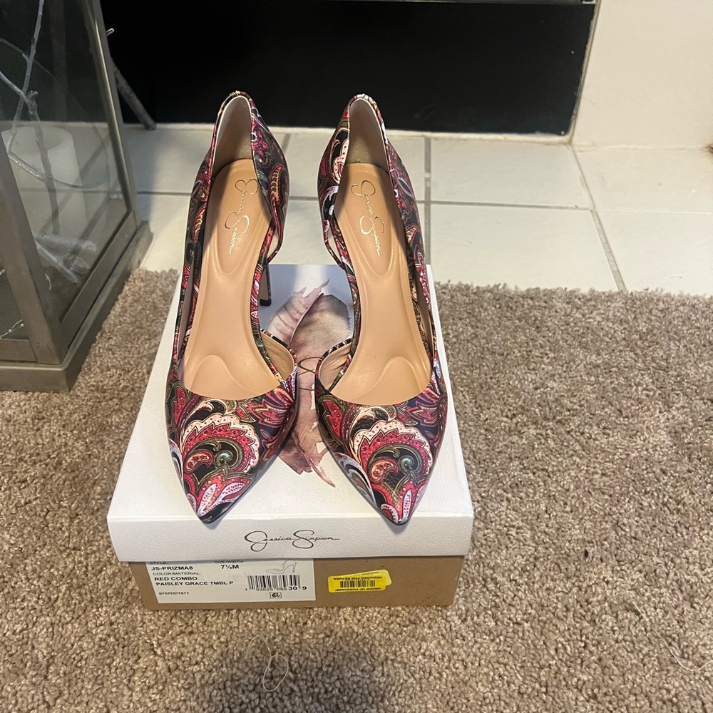 Jessica Simpson Women's Paisley Pumps - Multicolor